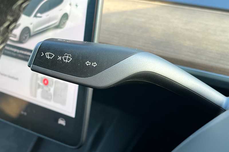 Used Tesla Model 3 2021 for sale - 76852929: Photo 40