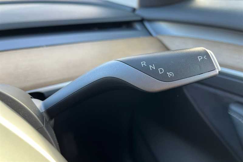 Used Tesla Model 3 2021 for sale - 76852929: Photo 41