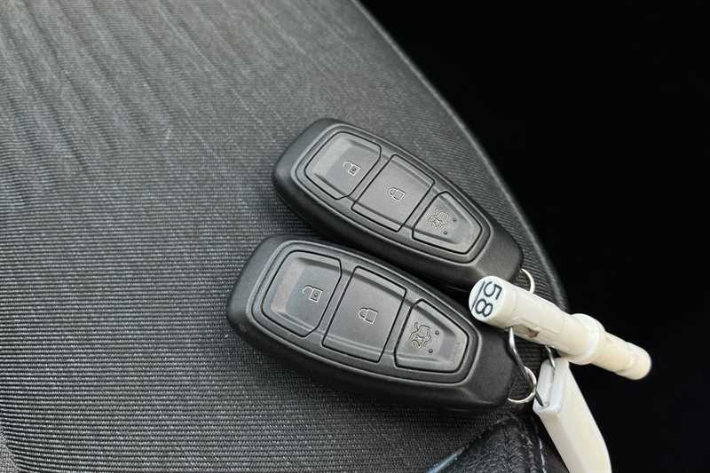 Used Ford Focus for sale - 76462772: Photo 36