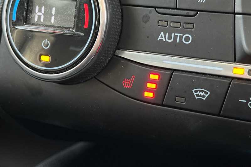 Used Ford Focus for sale - 76462772: Photo 39