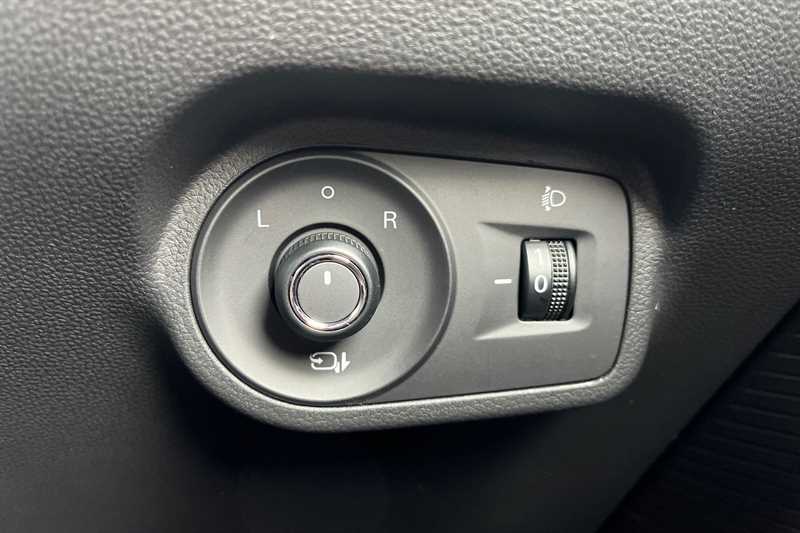 Used MG MG4 2024 for sale - 76463206: Photo 38