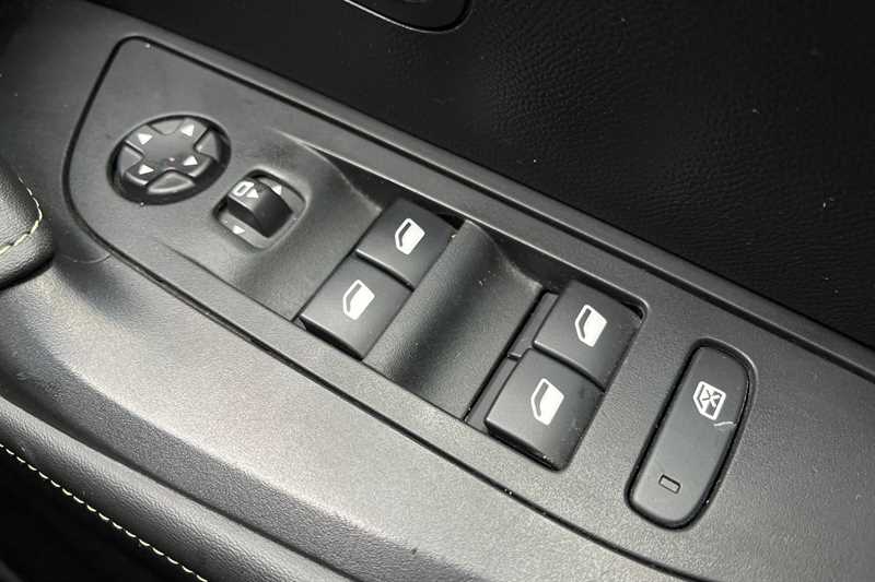 Used Peugeot 2008 2024 for sale - 78130112: Photo 16