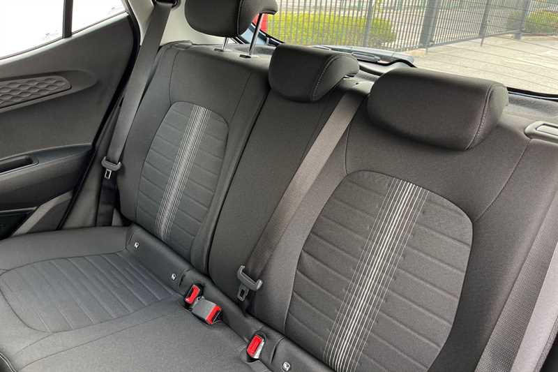 Used Hyundai i10 for sale - 76530718: Photo 24