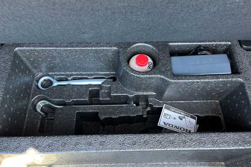 Used Honda Jazz 2017 for sale - 78131223: Photo 37