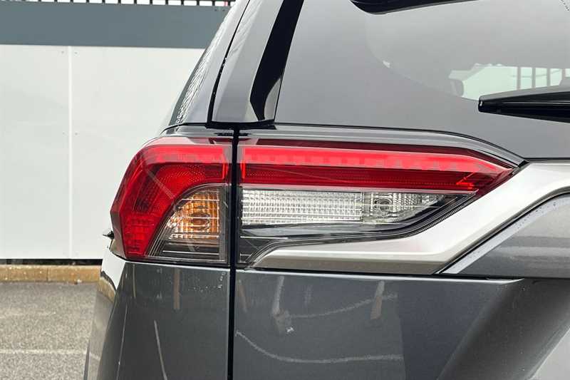 Used Toyota RAV4 2019 for sale - 77843399: Photo 31