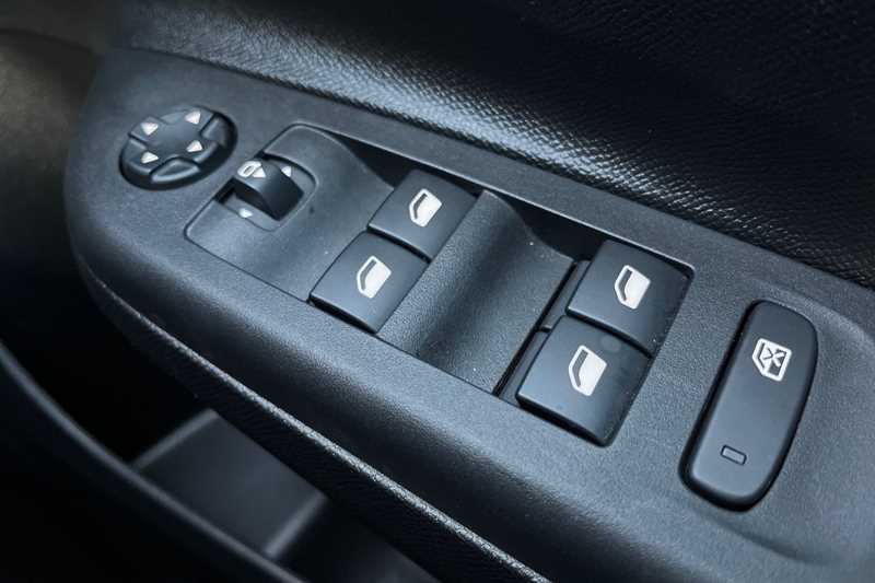 Used Vauxhall Corsa 2024 for sale - 77310208: Photo 16