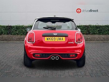 Used MINI Hatch 2019 for sale - 76517475: Photo