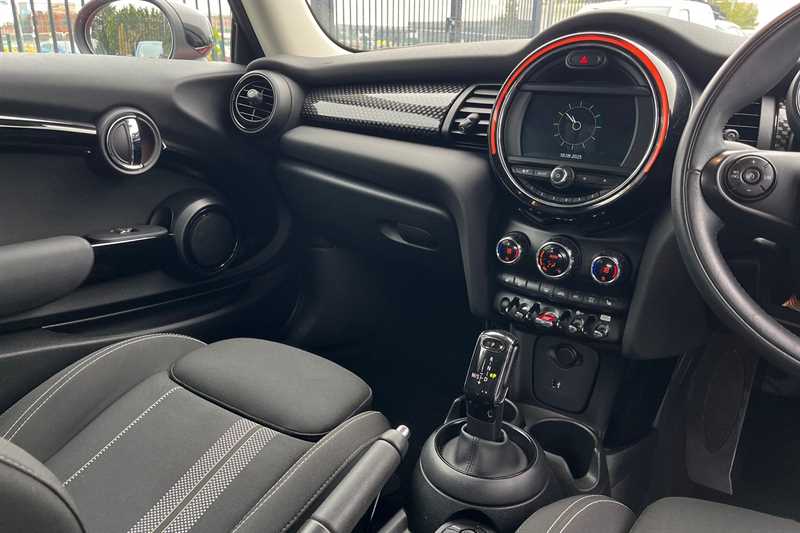 Used MINI Hatch 2019 for sale - 76530127: Photo 14