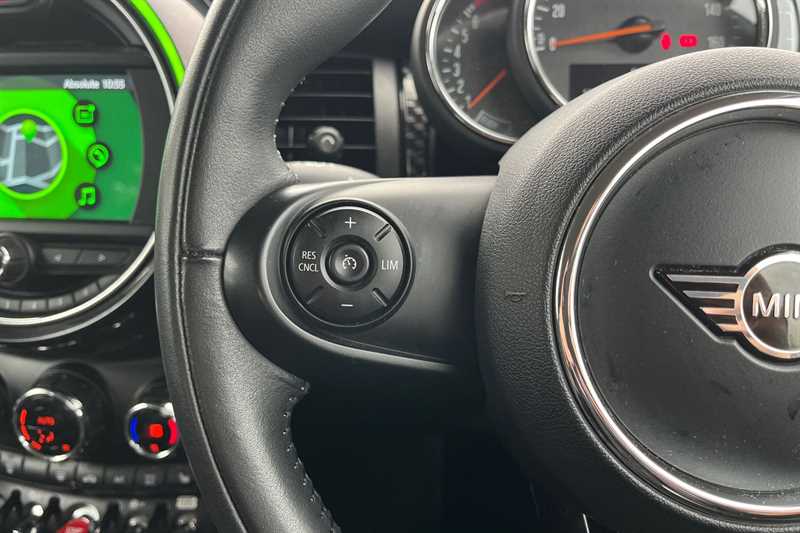 Used MINI Hatch 2019 for sale - 76530127: Photo 21