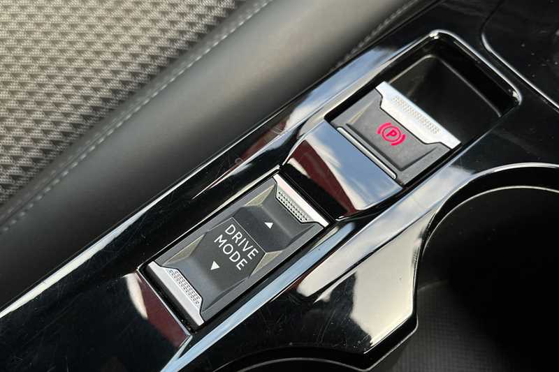 Used Peugeot E-2008 for sale - 78129922: Photo 42