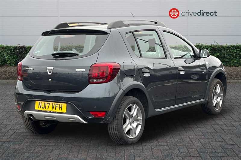 Used Dacia Sandero Stepway 2017 for sale - 76489805: Photo 3