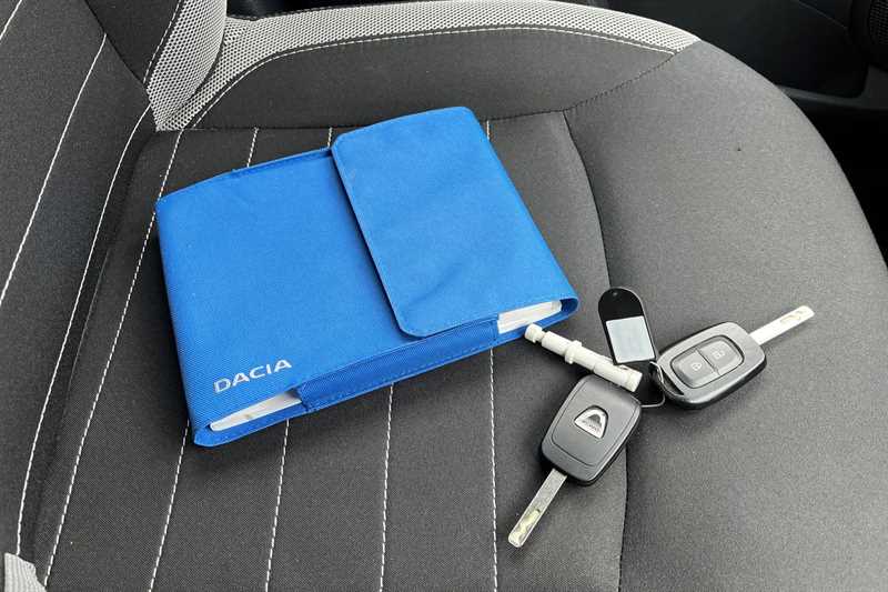 Used Dacia Sandero Stepway 2017 for sale - 76489805: Photo 36