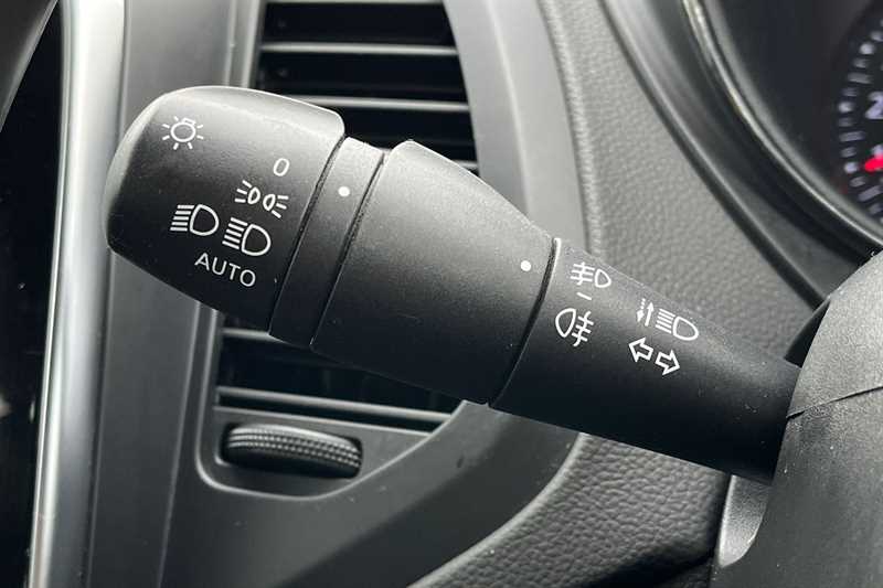 Used Renault Captur 2018 for sale - 77429983: Photo 41