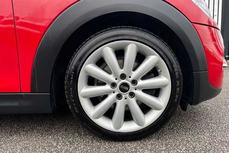 Used MINI Hatch 2019 for sale - 76462635: Photo 11