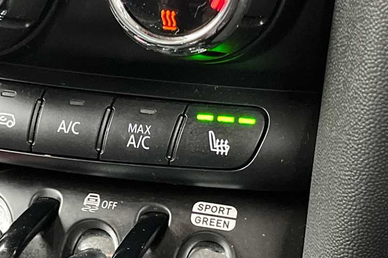 Used MINI Hatch 2019 for sale - 76462635: Photo 39