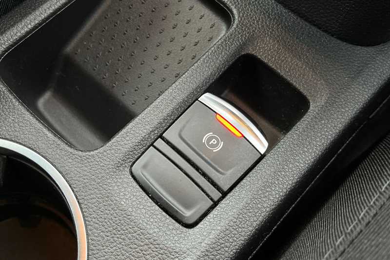 Used Renault Captur 2020 for sale - 76853220: Photo 41