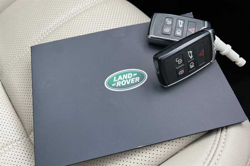 Used Land Rover Range Rover Velar 2022 for sale - 76463304: Photo 36