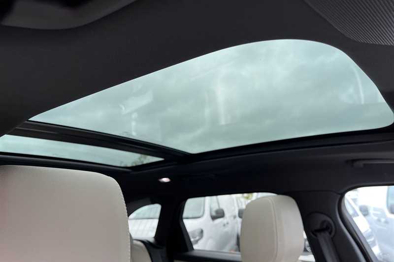 Used Land Rover Range Rover Velar 2022 for sale - 76463304: Photo 45