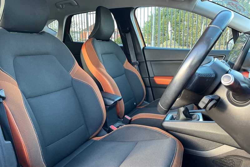 Used Renault Captur for sale - 77348695: Photo 23