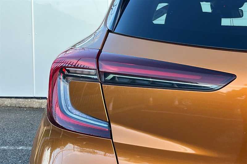 Used Renault Captur for sale - 77348695: Photo 31