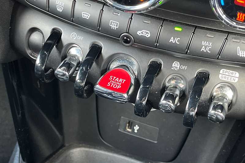 Used MINI Hatch 2022 for sale - 76844360: Photo 40