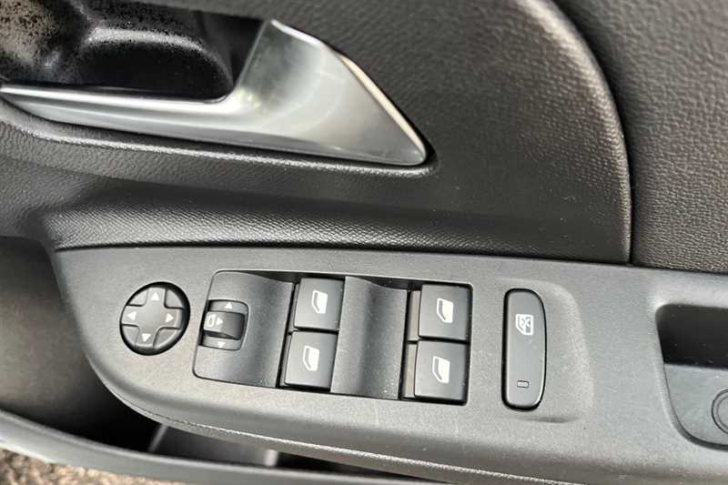 Used Vauxhall Corsa 2023 for sale - 76929711: Photo 16