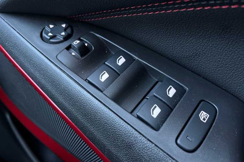 Used Vauxhall Crossland 2023 for sale - 77309853: Photo 16