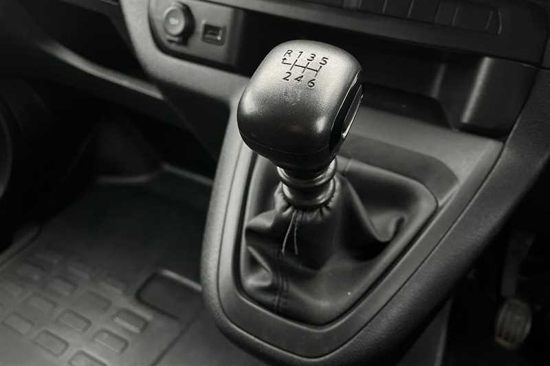 Used Vauxhall Vivaro for sale - 77566558: Photo 41