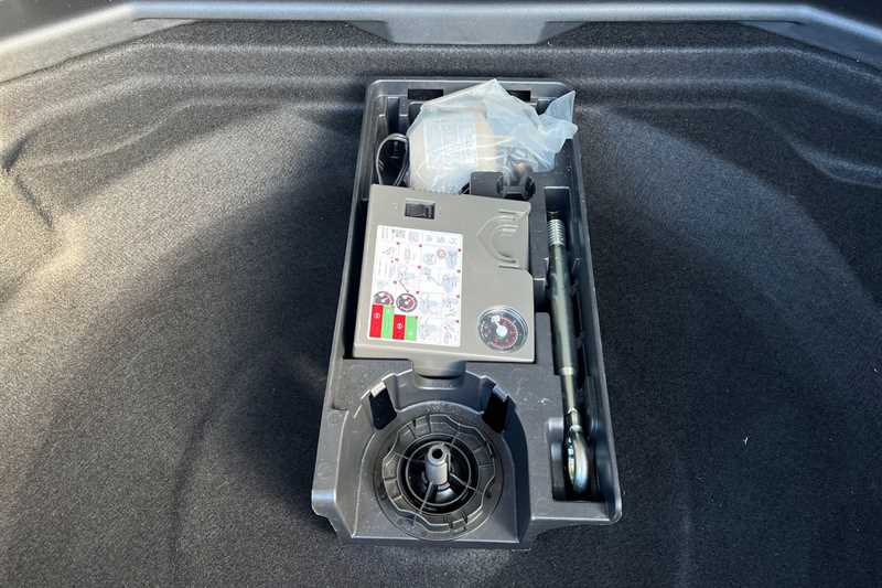 Used Vauxhall Grandland X 2018 for sale - 77473979: Photo 37