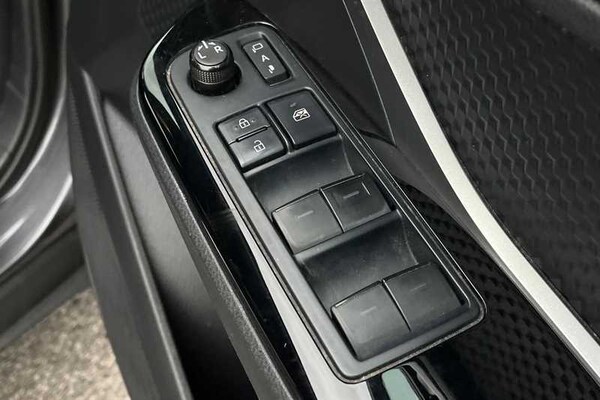 Used Toyota C-HR 2021 for sale - 76022483: Photo 16