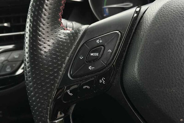 Used Toyota C-HR 2021 for sale - 76022483: Photo 21