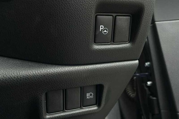Used Toyota C-HR 2021 for sale - 76022483: Photo 46