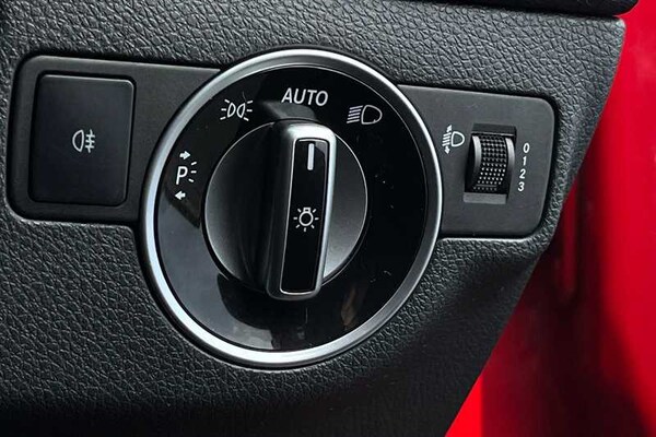 Used Mercedes-Benz A-Class 2018 for sale - 76217446: Photo 44