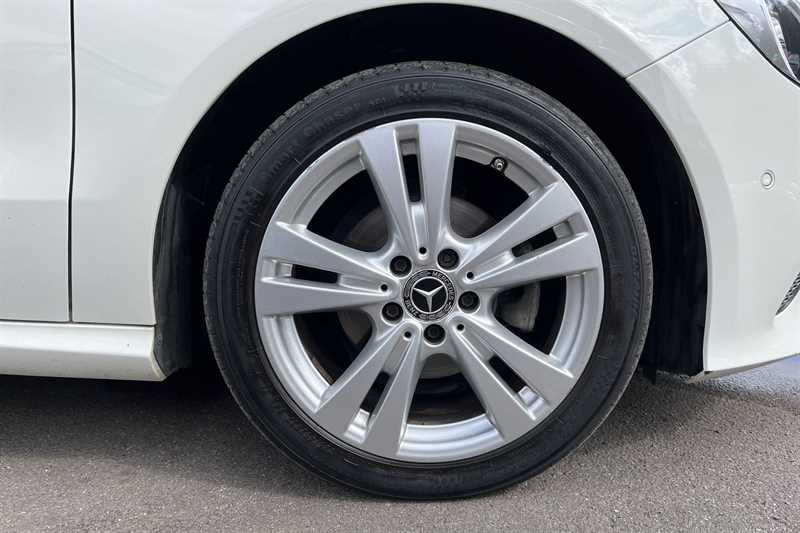 Used Mercedes-Benz A-Class 2018 for sale - 76517408: Photo 11