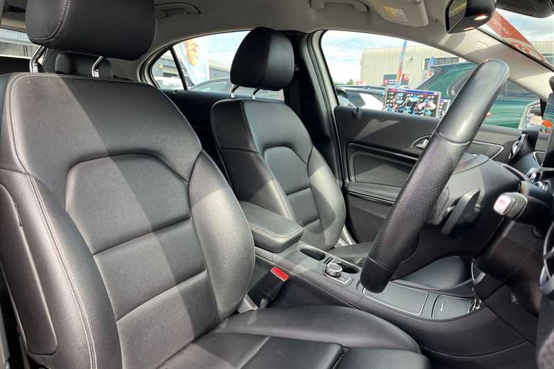 Used Mercedes-Benz A-Class 2018 for sale - 76517408: Photo 23