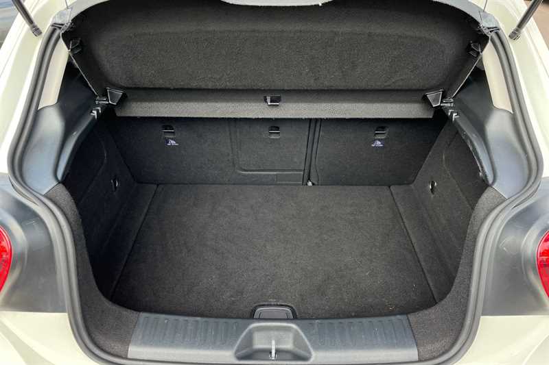 Used Mercedes-Benz A-Class 2018 for sale - 76517408: Photo 25