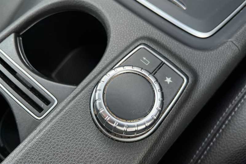 Used Mercedes-Benz A-Class 2018 for sale - 76517408: Photo 41