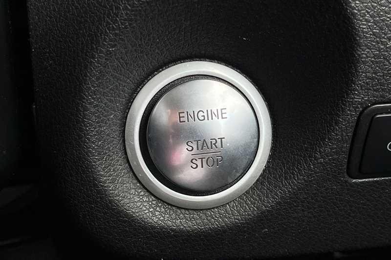 Used Mercedes-Benz A-Class 2018 for sale - 76517408: Photo 44