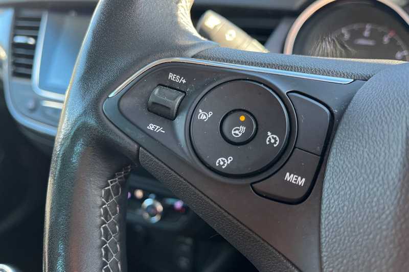 Used Vauxhall Crossland 2022 for sale - 76852524: Photo 43