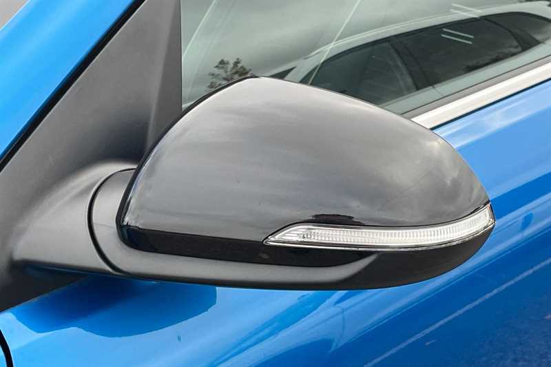 Used Kia Stonic 2021 for sale - 76489803: Photo 35