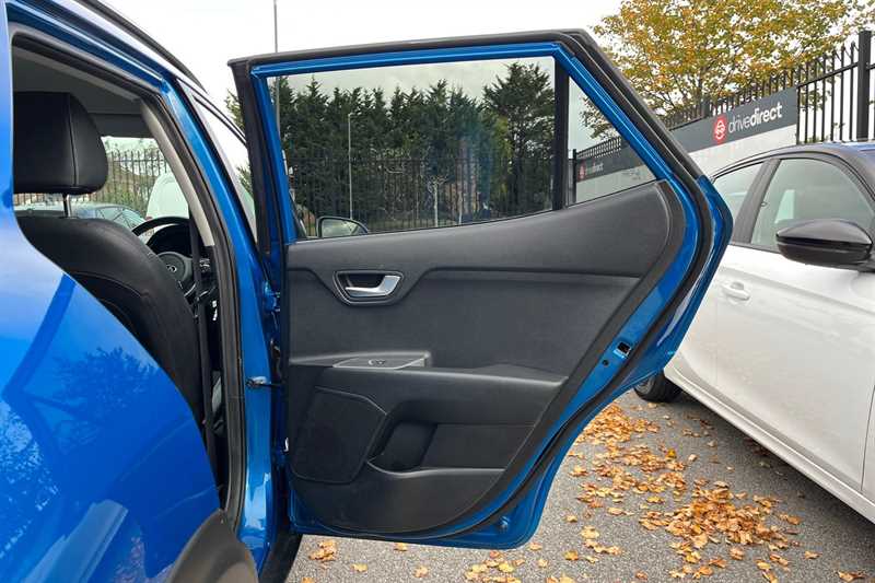 Used Kia Stonic 2021 for sale - 76489803: Photo 39