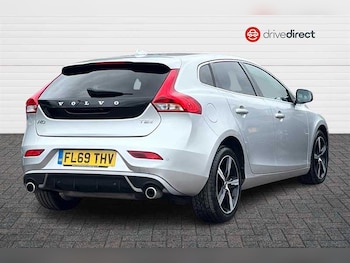 Used Volvo V40 2019 for sale - 78892706: Photo