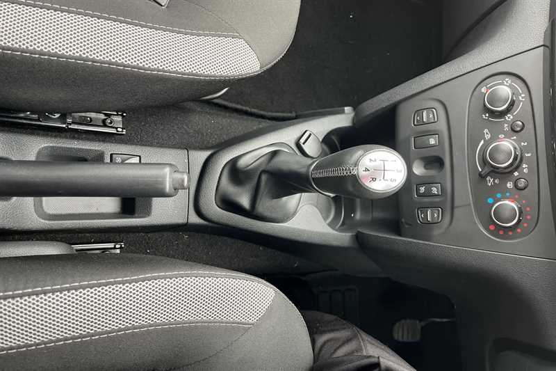 Used Dacia Sandero Stepway 2017 for sale - 76229585: Photo 14