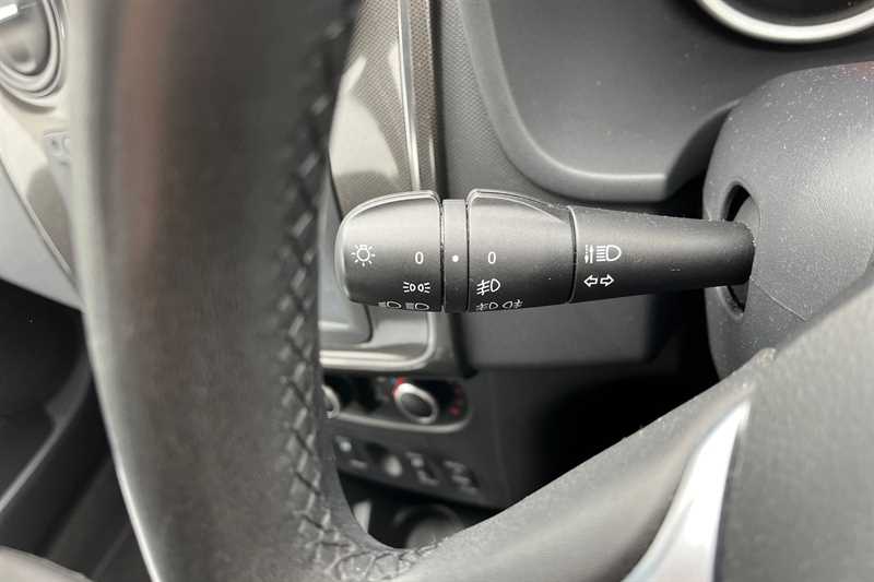 Used Dacia Sandero Stepway 2017 for sale - 76229585: Photo 48