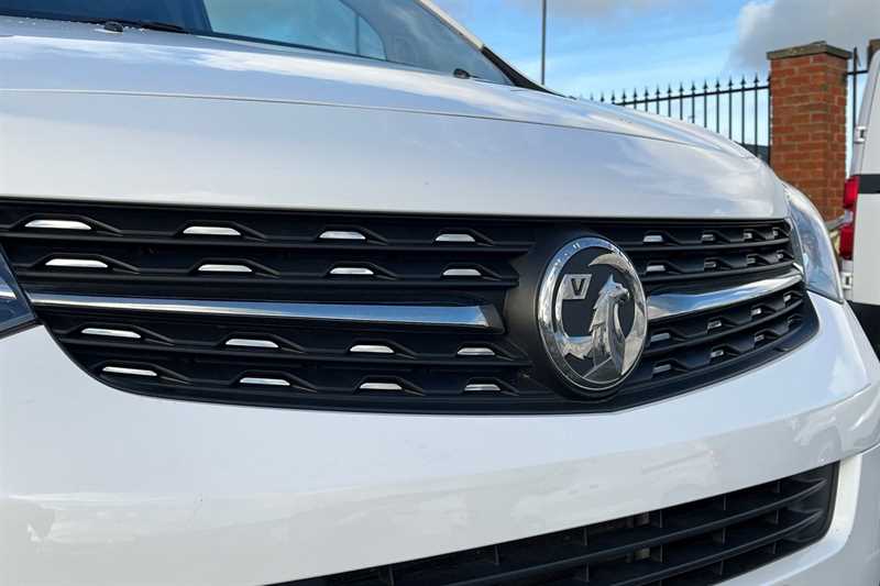 Used Vauxhall Vivaro for sale - 77863857: Photo 46