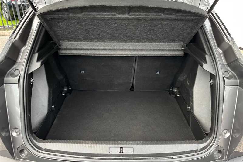 Used Peugeot 2008 2021 for sale - 76891317: Photo 25