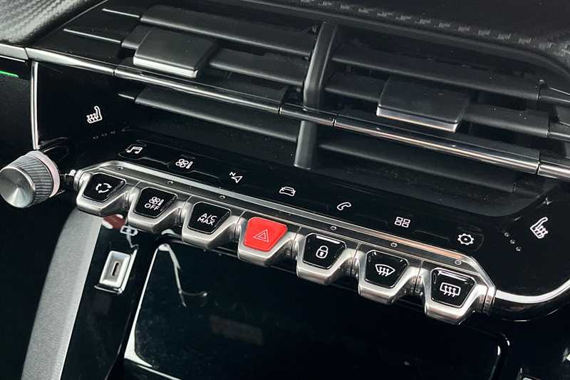 Used Peugeot 2008 2021 for sale - 76891317: Photo 40