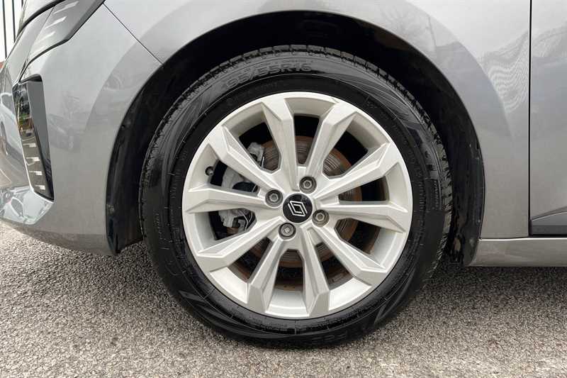 Used Renault Clio 2023 for sale - 77929635: Photo 9