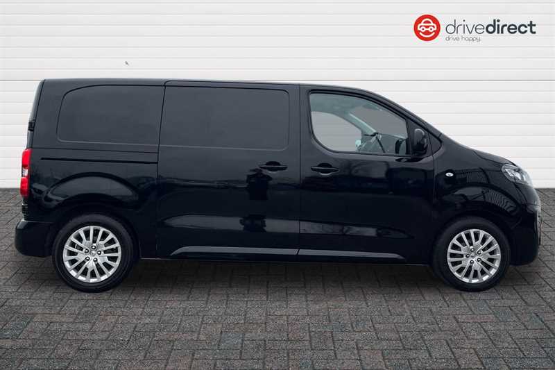 Used Vauxhall Vivaro 2023 for sale - 77445008: Photo 2