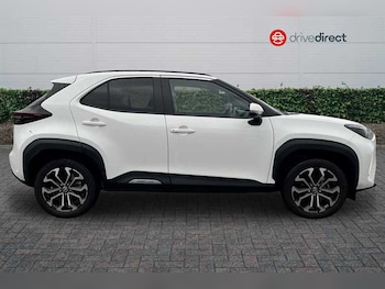 Used Toyota Yaris Cross 2023 for sale - 78221690: Photo